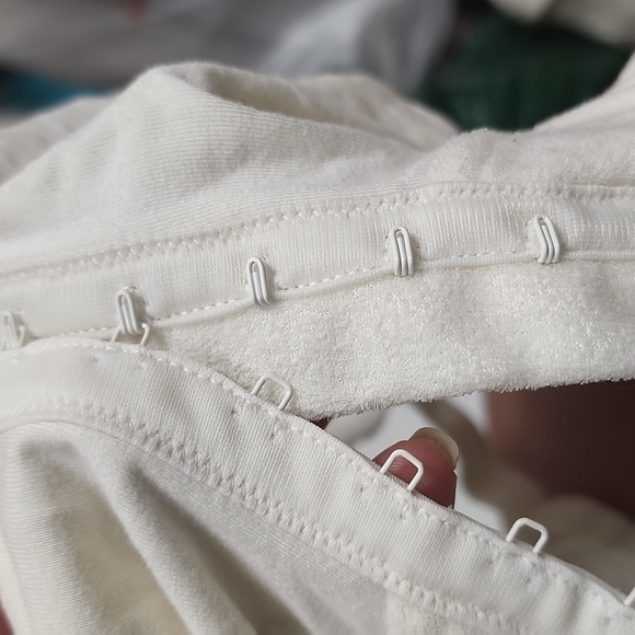 Bra Post surgical - Picture 5 of 8